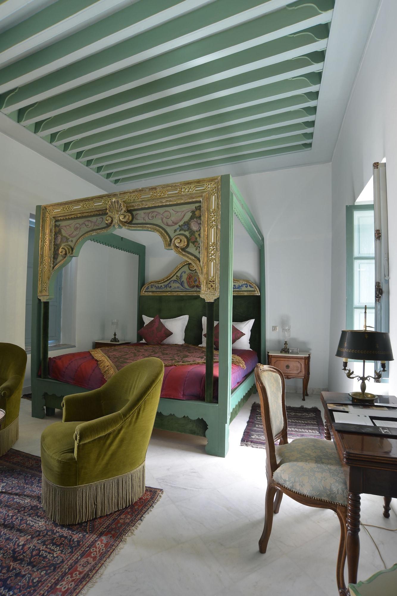 Palais Bayram Otel Tunus Dış mekan fotoğraf A bedroom in the Riad