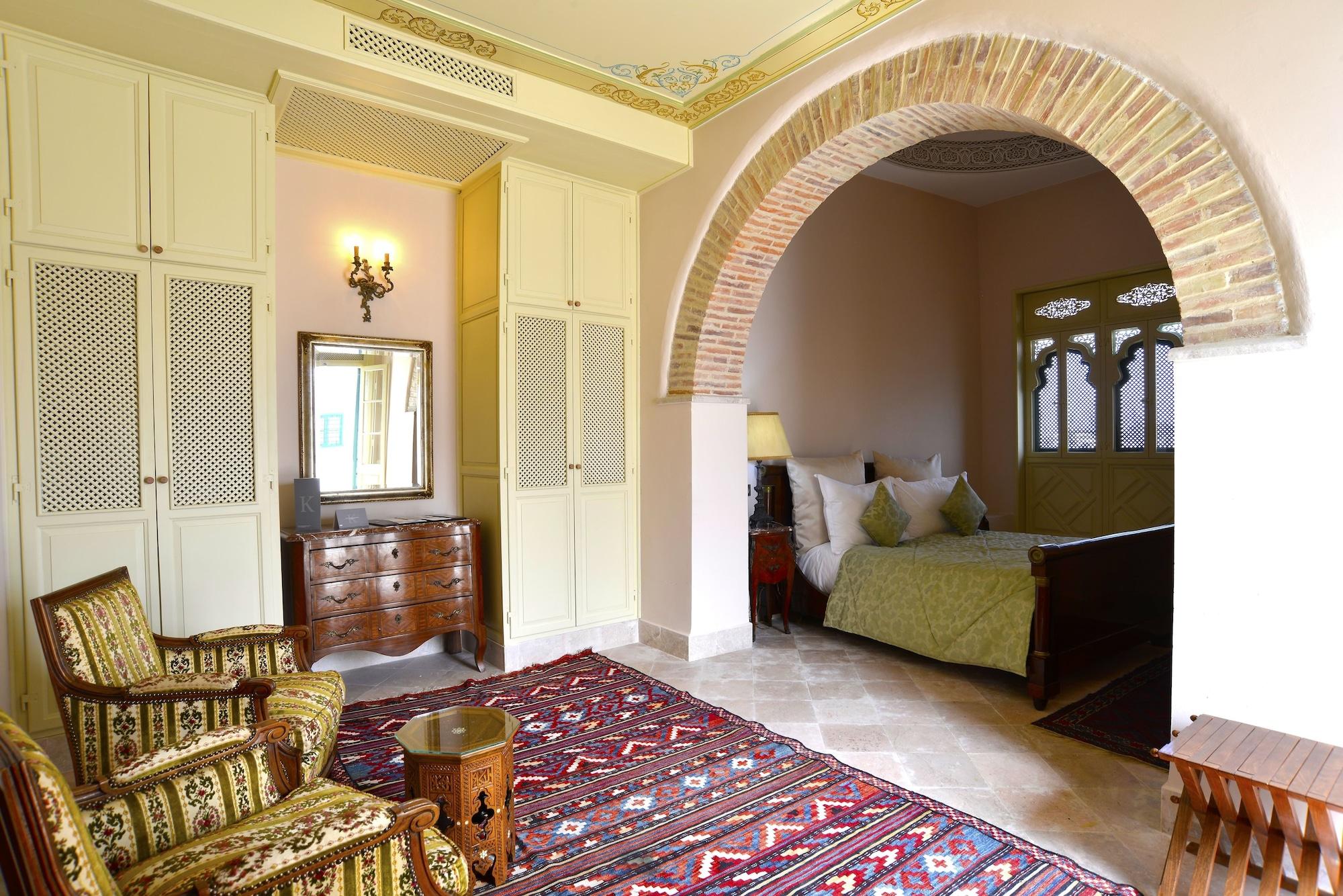 Palais Bayram Otel Tunus Dış mekan fotoğraf A suite at the hotel